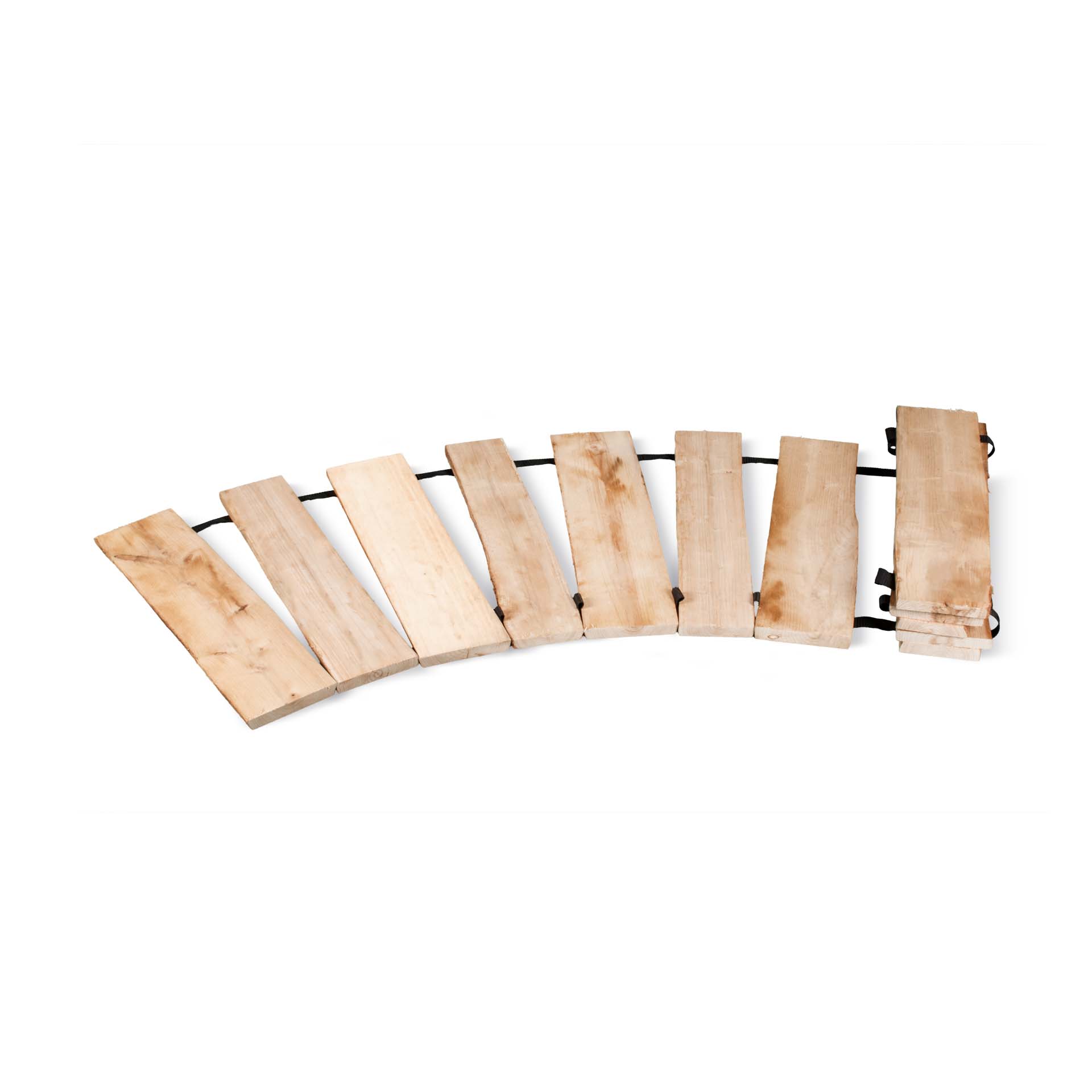 Rollweg, Gartenweg aus Hartholz (gesägte Bohlen), Edelkastanie - Länge 2,5 Meter, Breite 60 cm, Abstand ca. 8 cm Rollweg, Gartenweg aus Hartholz (gesägte Bohlen), Edelkastanie - Länge 2,5 Meter, Breite 60 cm, Abstand ca. 8 cm