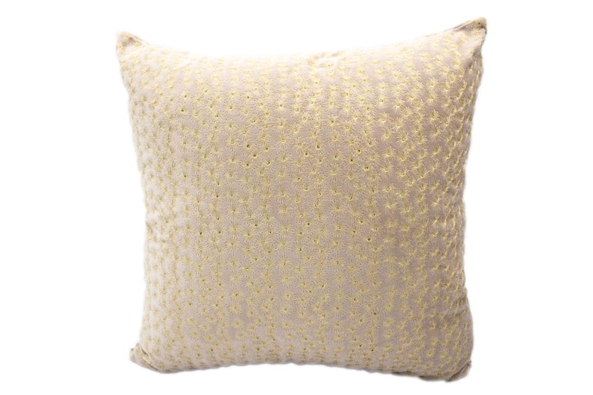Kissenhülle Brode, taupe, goldene Stickerei. 45x45 cm Kissenhülle Brode, taupe, goldene Stickerei. 45x45 cm