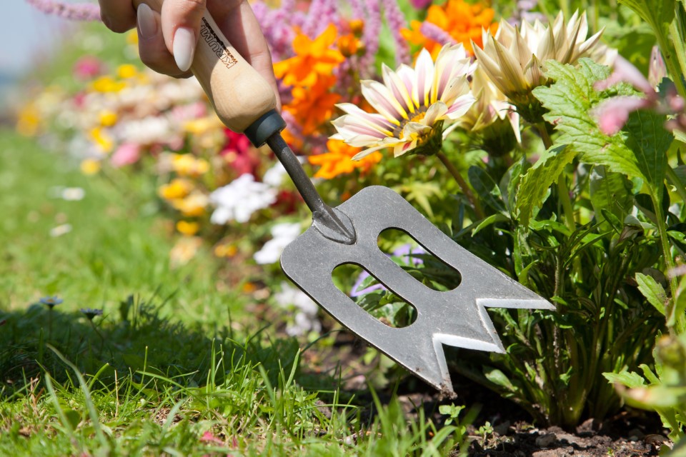 Krumpholz handspork met essenhouten handvat Krumpholz handspork met essenhouten handvat