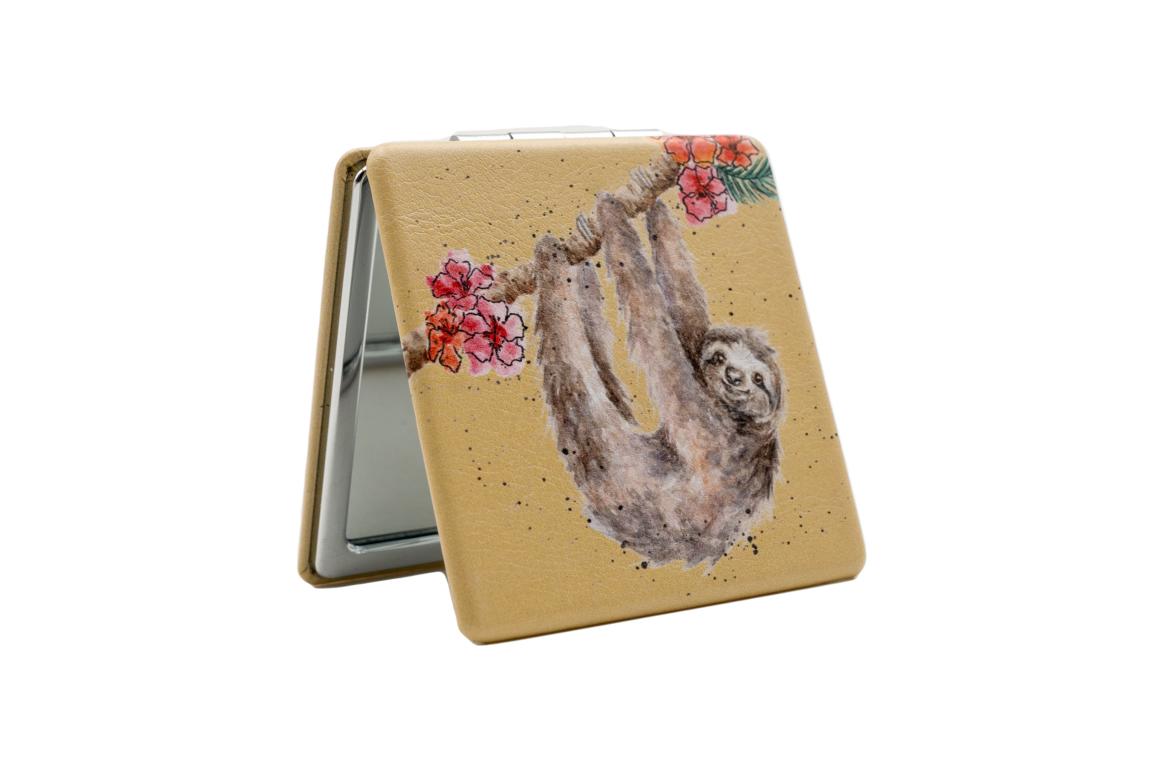 Wrendale Taschenspiegel zum klappen in Geschenkschachtel, Motiv Faultier, gelb, 7x7cm