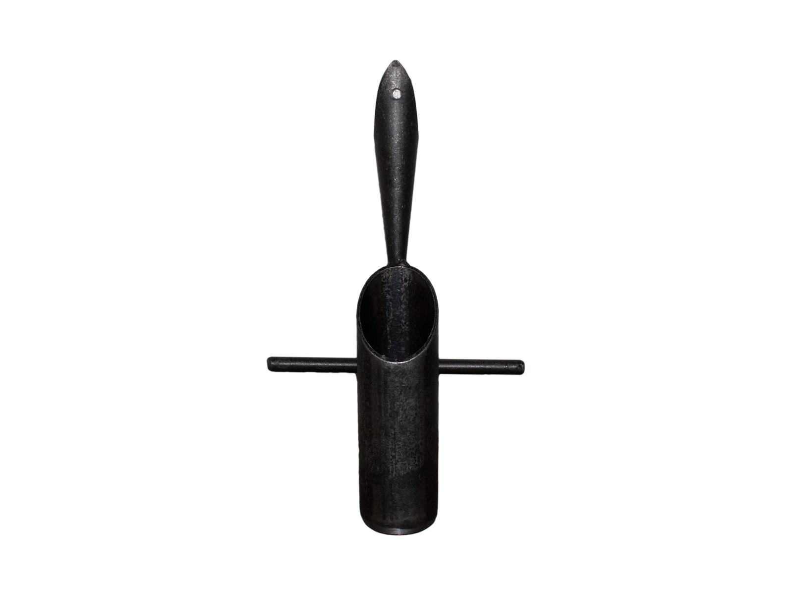 Krumpholz Zwiebelpflanzer 5,5 cm Konus, mit Tritt und Eschen-T-Stiel Krumpholz Zwiebelpflanzer 5,5 cm Konus, mit Tritt und Eschen-T-Stiel