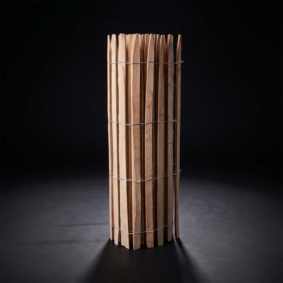 Premium Staketenzaun aus Robinie (gesägt) - Länge 5 Meter, Höhe 150 cm, Lattenabstand 4-5 cm