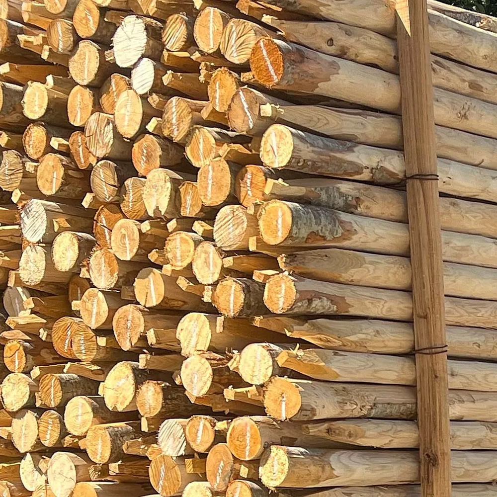 Pfähle aus Kastanie 210 cm Länge, DM 8-10 cm