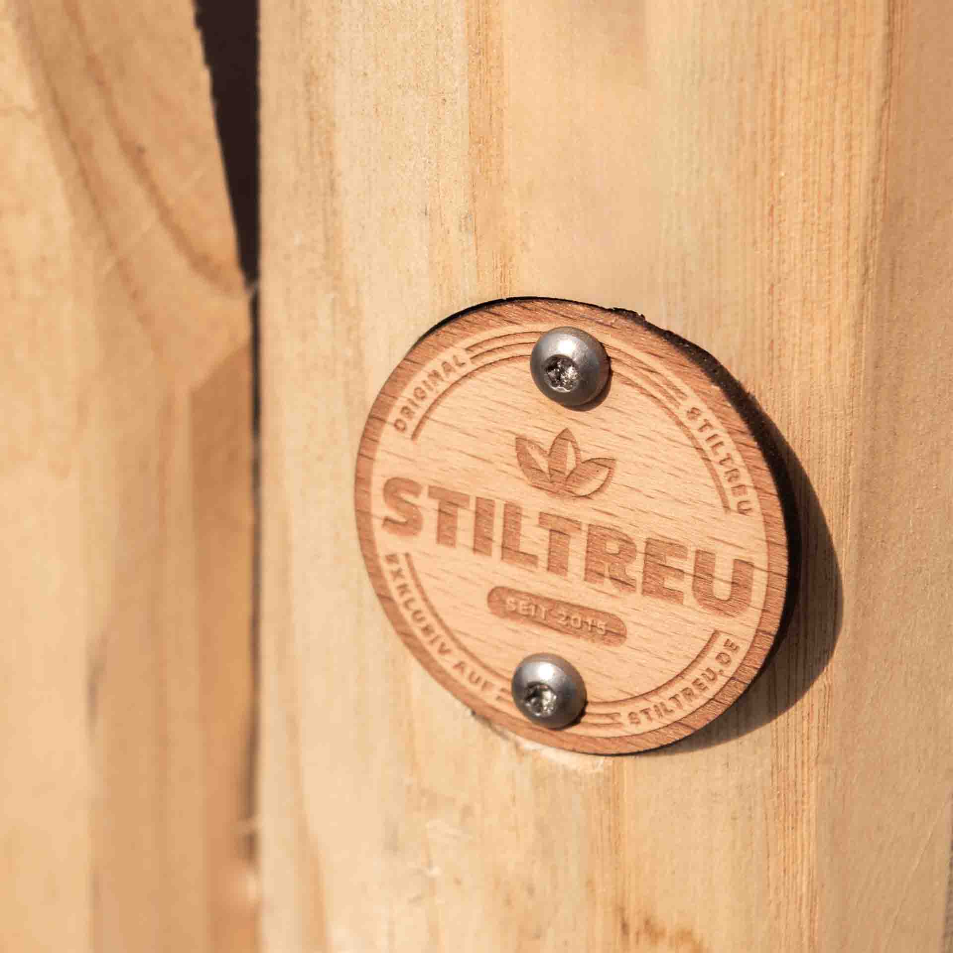 Premium Staketenzaun-Tor aus Edelkastanie, Breite 120 cm, Höhe 100 cm (gezapft und geschraubt) inkl. Beschläge, vormontiert