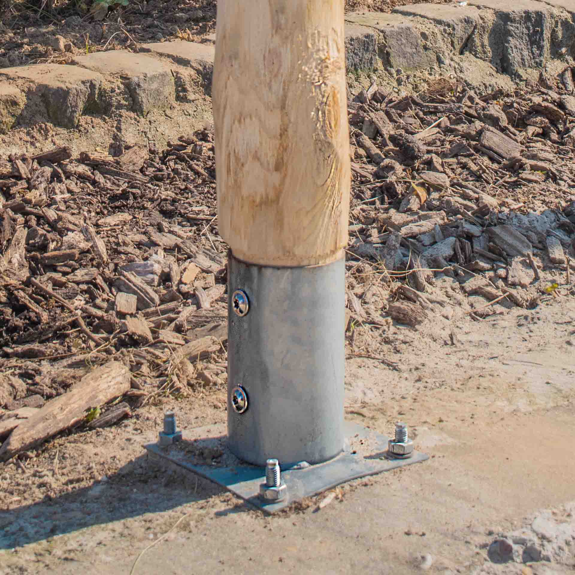 Aufschraubhülse (80 mm) für Rundholzpfosten, feuerverzinkt, silber