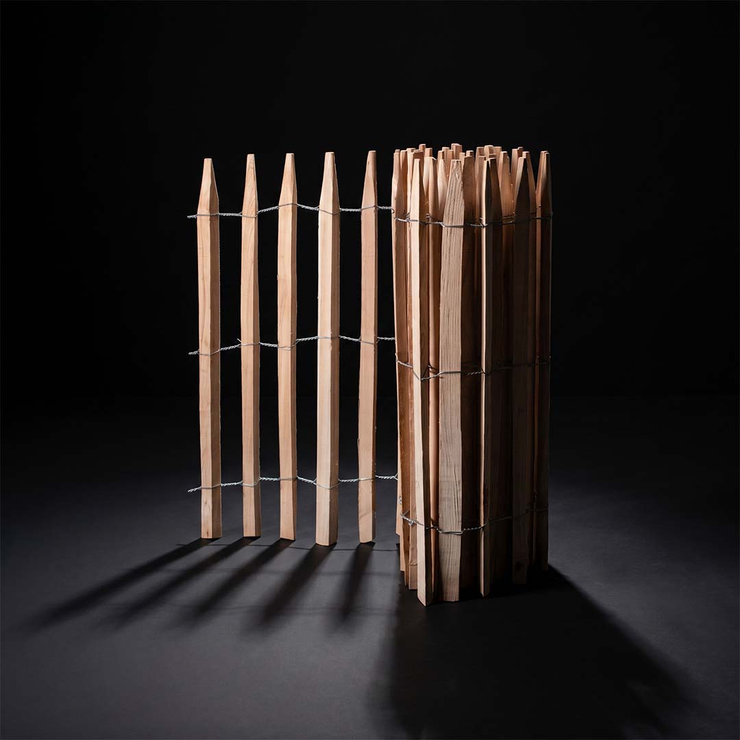 Premium Staketenzaun aus Robinie (gesägt) - Länge 5 Meter, Höhe 100 cm, Lattenabstand 6-7 cm