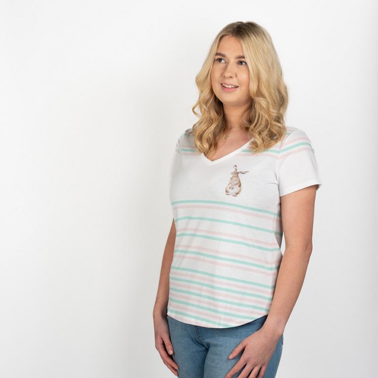 Wrendale T-Shirt, weiß mit Streifen in mint und rosa, Motiv Hase macht Männchen, verschiedene Größen Medium Wrendale T-Shirt, weiß mit Streifen in mint und rosa, Motiv Hase macht Männchen, verschiedene Größen Medium