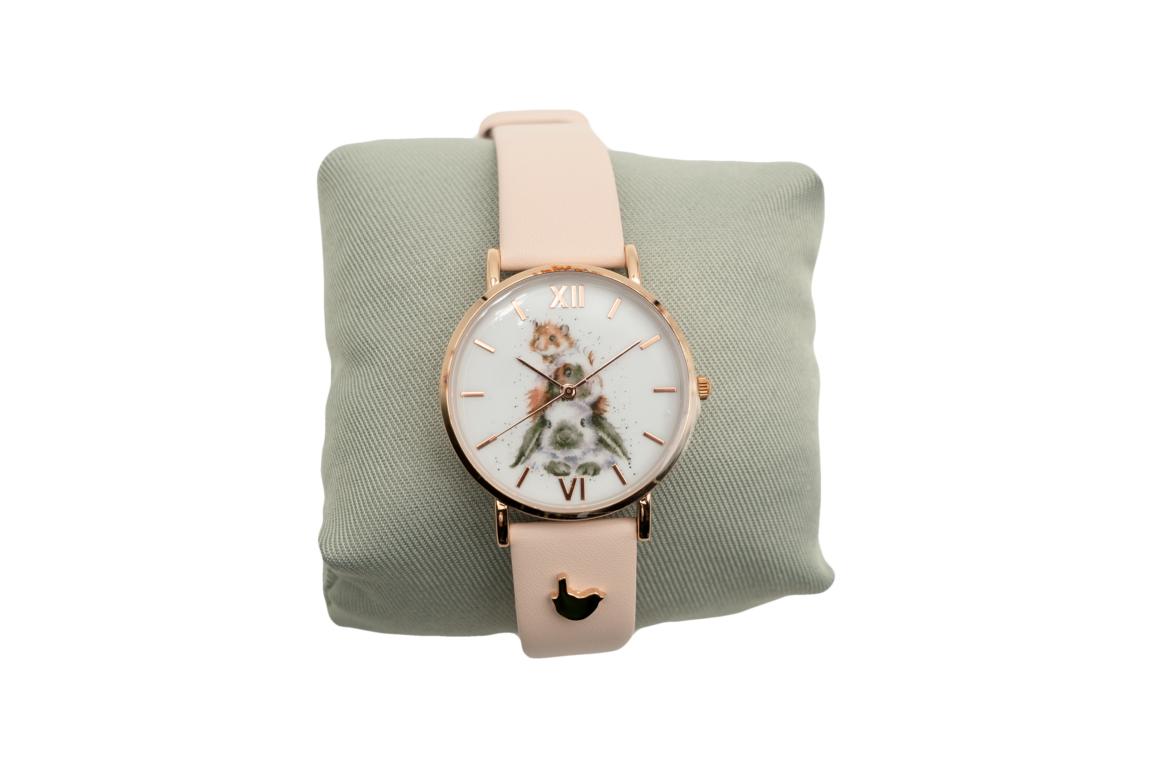 Wrendale Armbanduhr mit rosa Lederarmband, Motiv Hase/Meerschweinchen/Hamster, in Geschenkkarton 9x9cm